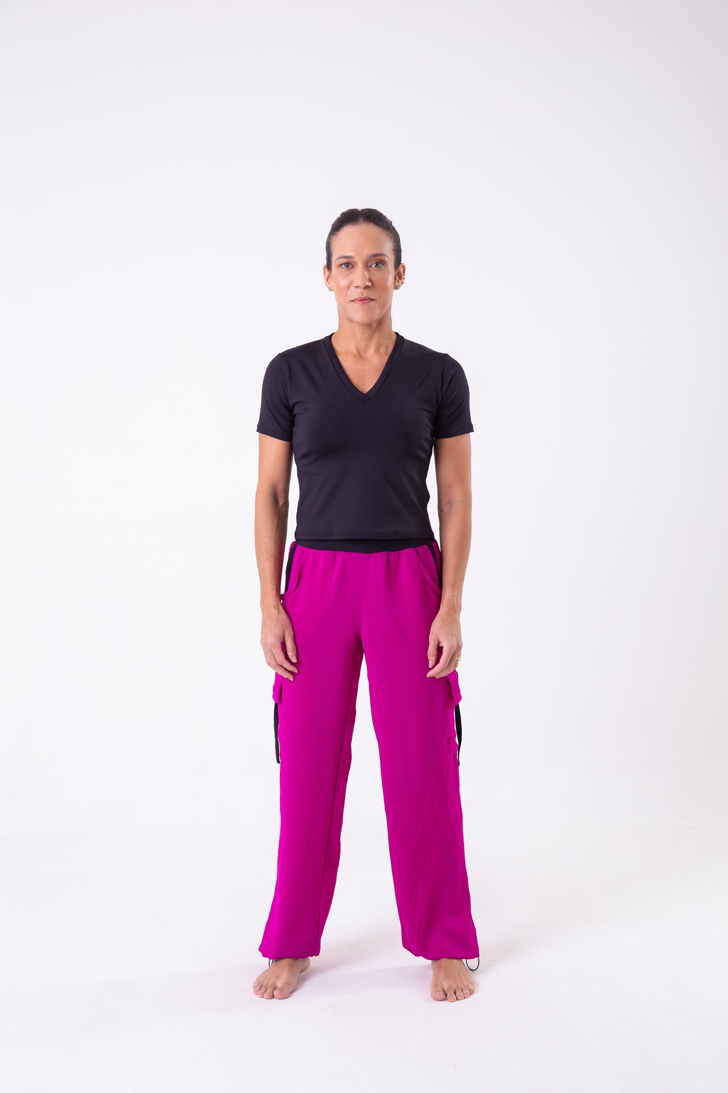 Black V-Neck Cropped Tee