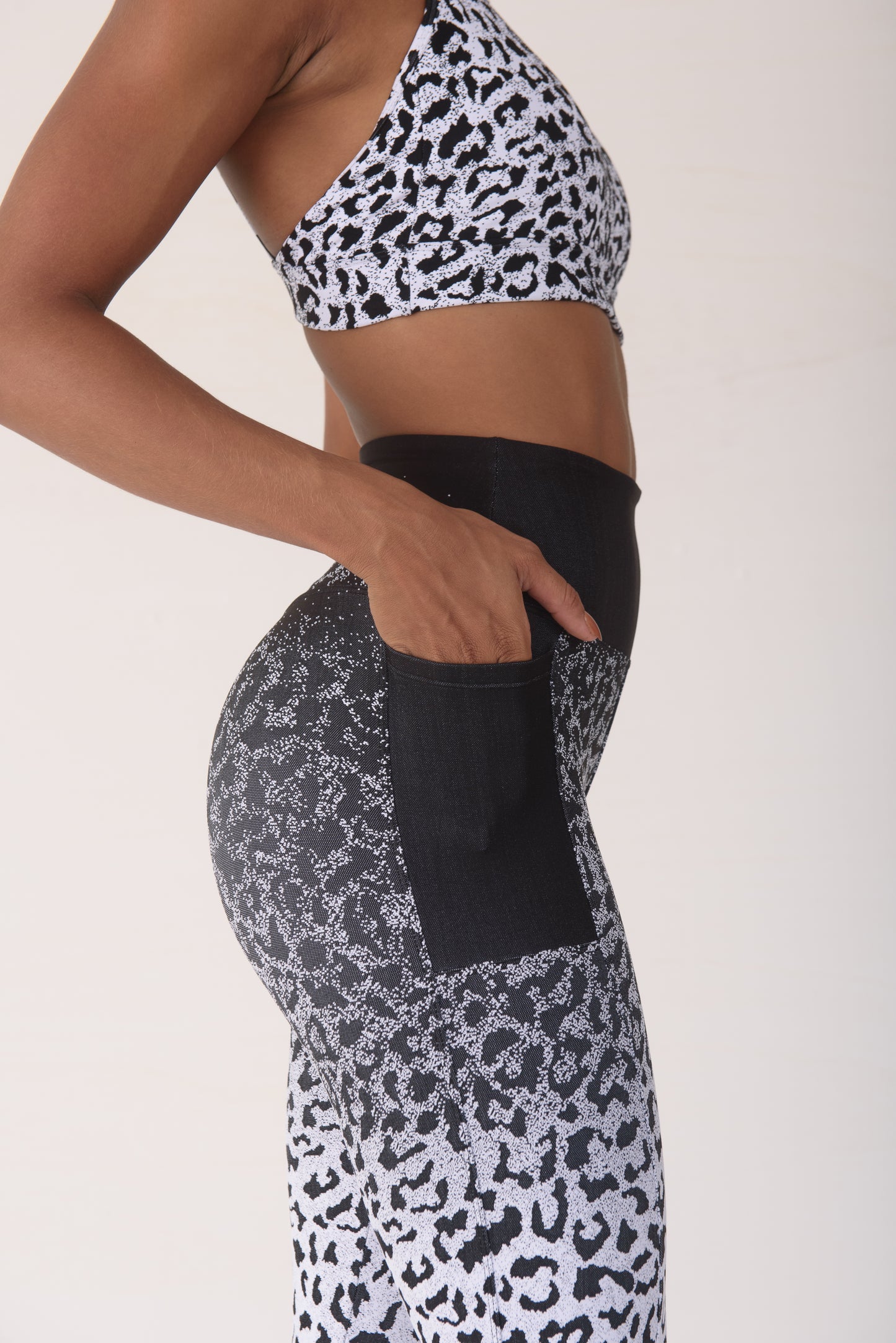 Ombre Animal One Pocket Capri